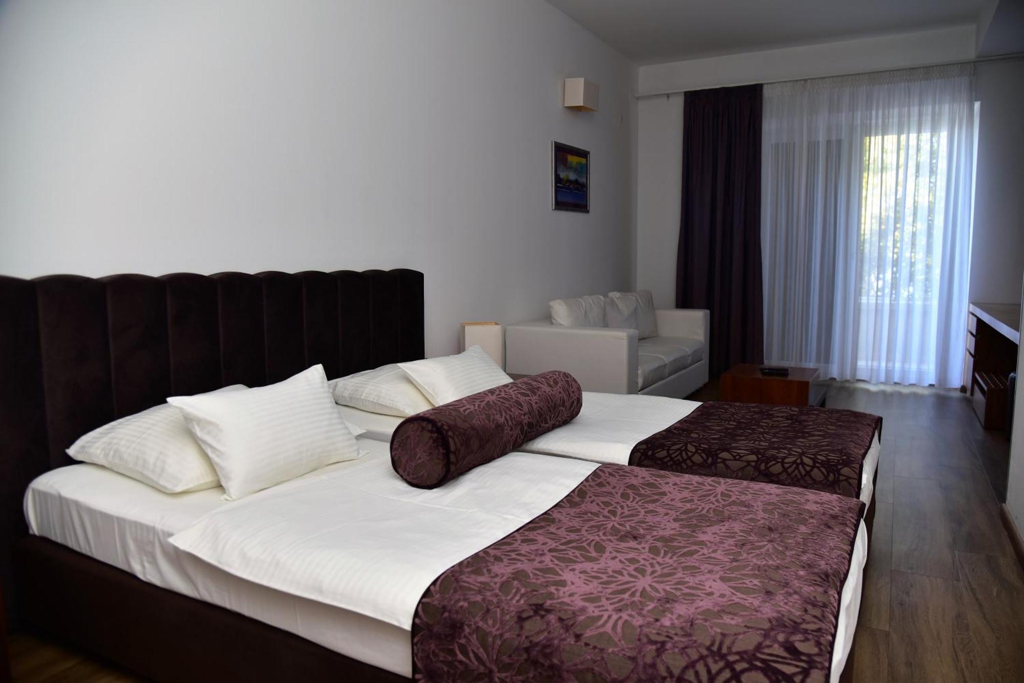 Hotel Lipa Postira Eksteriør billede